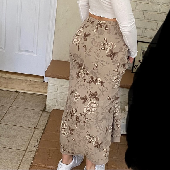 Vintage Talbot Floral Skirt - Picture 2 of 6